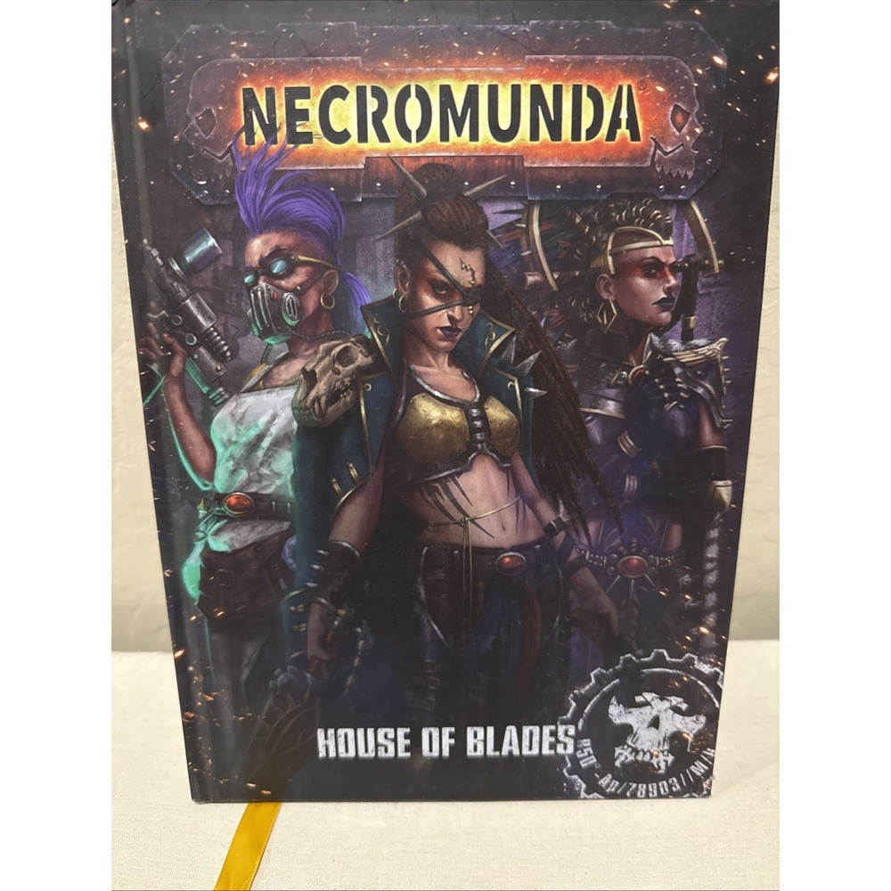 Warhammer Necromunda: House Of Blades (Hardback/GREAT Condition!)